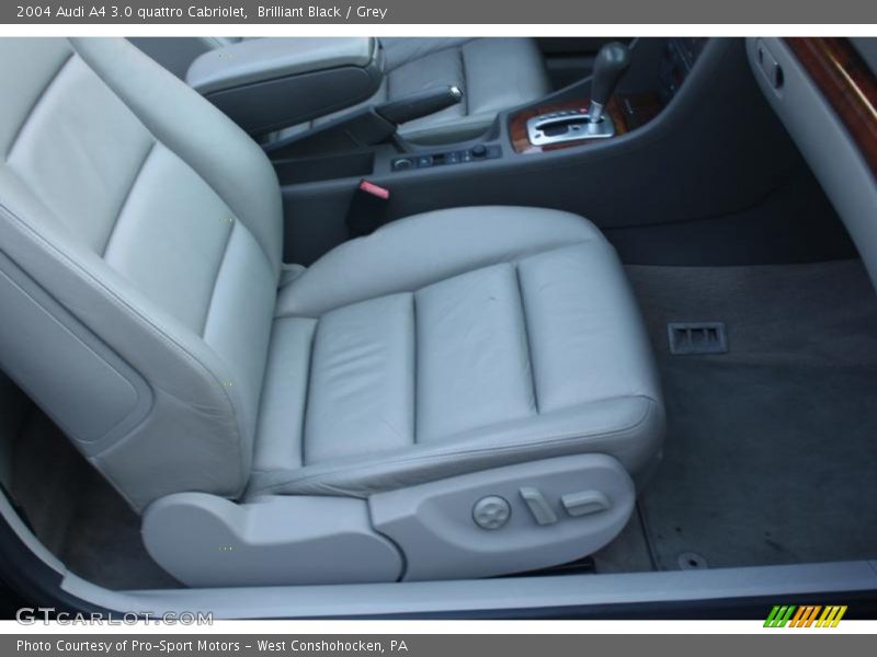 Brilliant Black / Grey 2004 Audi A4 3.0 quattro Cabriolet