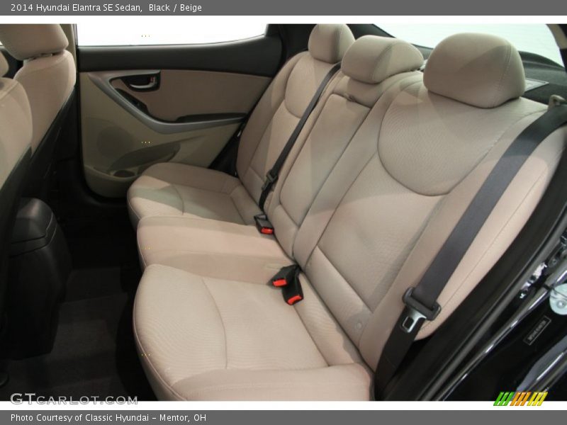 Black / Beige 2014 Hyundai Elantra SE Sedan