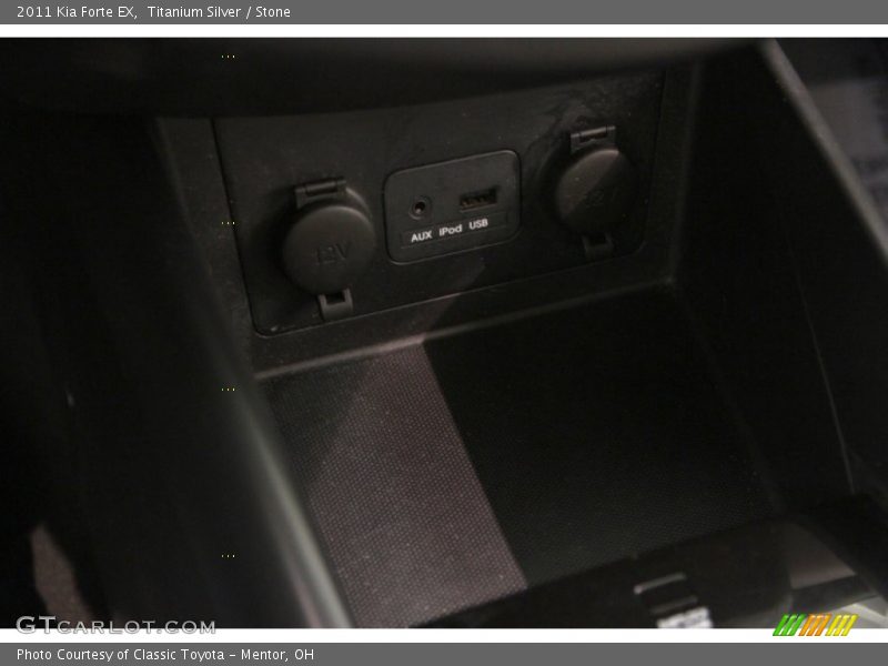 Titanium Silver / Stone 2011 Kia Forte EX