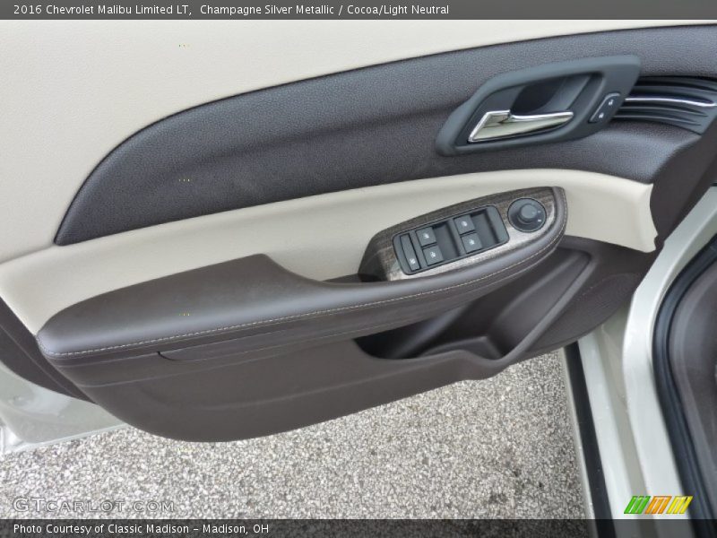 Champagne Silver Metallic / Cocoa/Light Neutral 2016 Chevrolet Malibu Limited LT