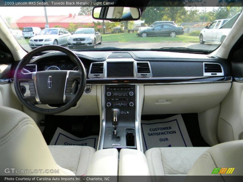 Tuxedo Black Metallic / Light Camel 2009 Lincoln MKS Sedan