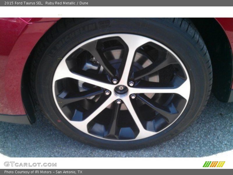 Ruby Red Metallic / Dune 2015 Ford Taurus SEL
