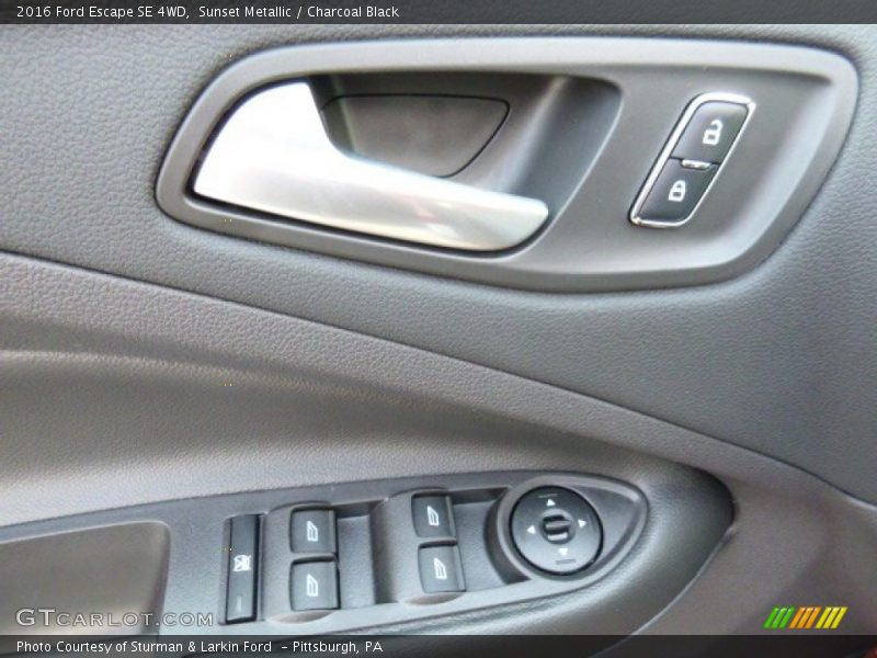 Sunset Metallic / Charcoal Black 2016 Ford Escape SE 4WD