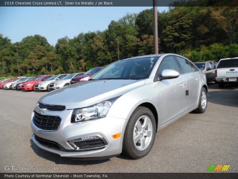 Silver Ice Metallic / Jet Black 2016 Chevrolet Cruze Limited LT