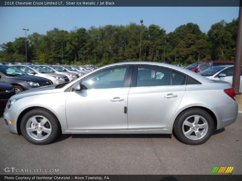Silver Ice Metallic / Jet Black 2016 Chevrolet Cruze Limited LT