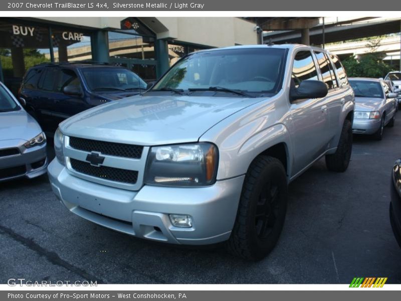 Silverstone Metallic / Light Gray 2007 Chevrolet TrailBlazer LS 4x4