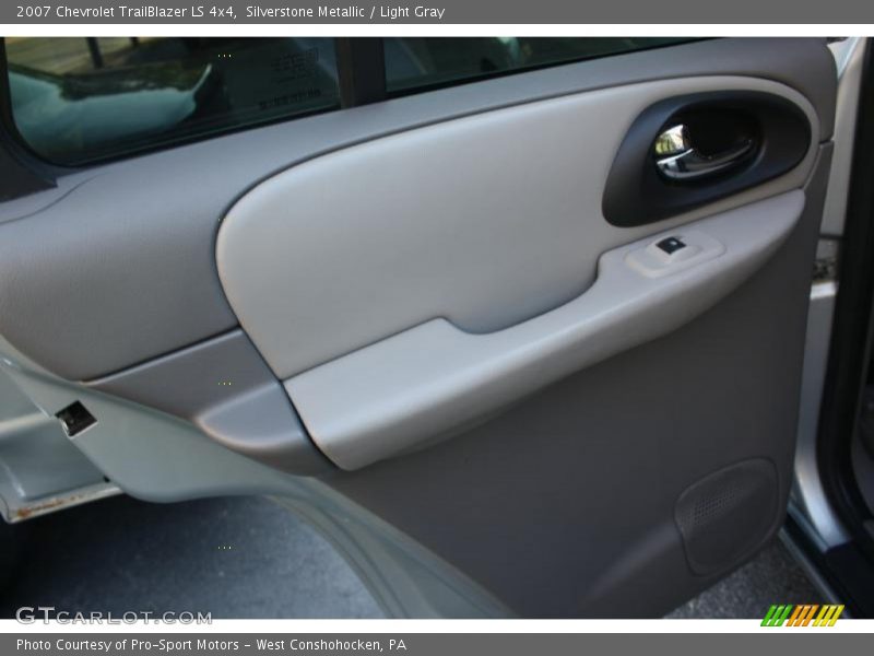 Silverstone Metallic / Light Gray 2007 Chevrolet TrailBlazer LS 4x4