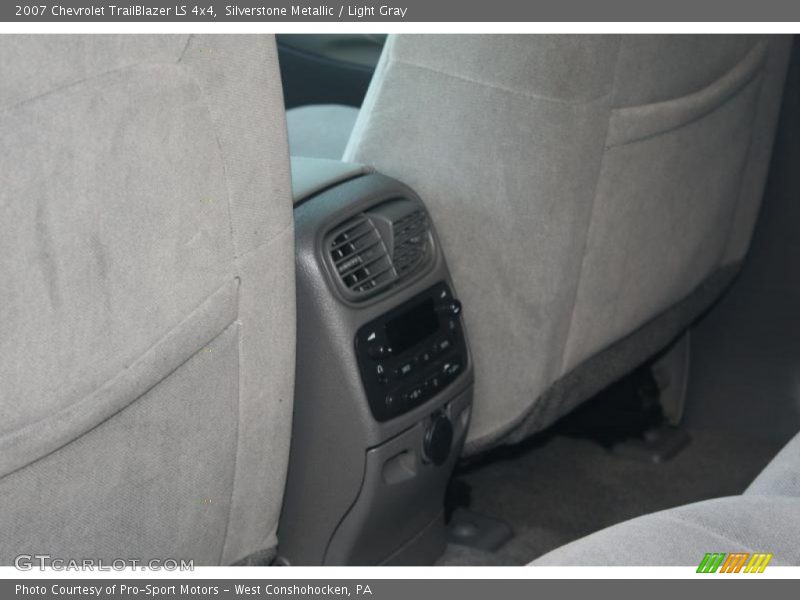 Silverstone Metallic / Light Gray 2007 Chevrolet TrailBlazer LS 4x4