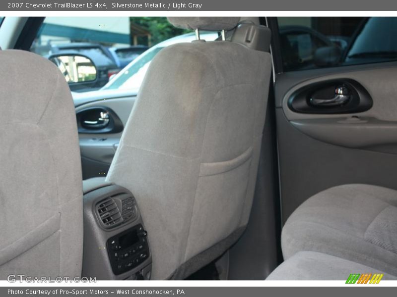 Silverstone Metallic / Light Gray 2007 Chevrolet TrailBlazer LS 4x4