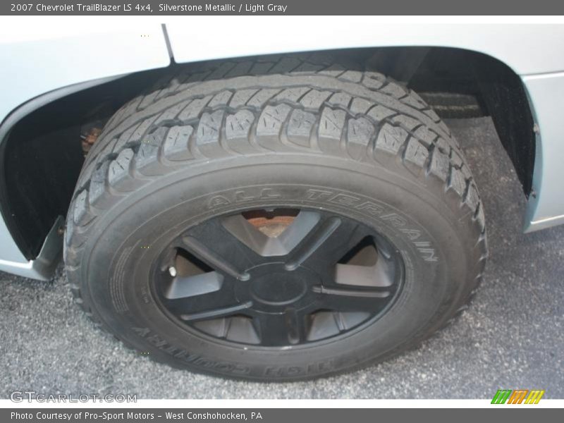 Silverstone Metallic / Light Gray 2007 Chevrolet TrailBlazer LS 4x4