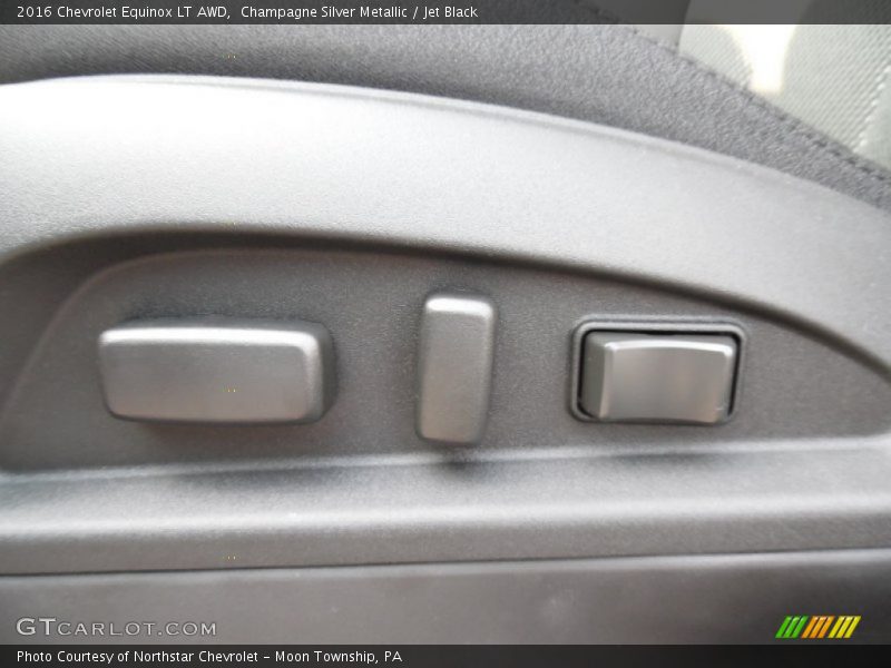 Champagne Silver Metallic / Jet Black 2016 Chevrolet Equinox LT AWD
