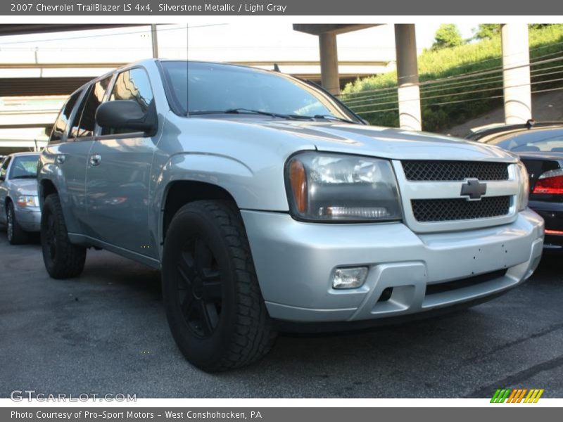 Silverstone Metallic / Light Gray 2007 Chevrolet TrailBlazer LS 4x4