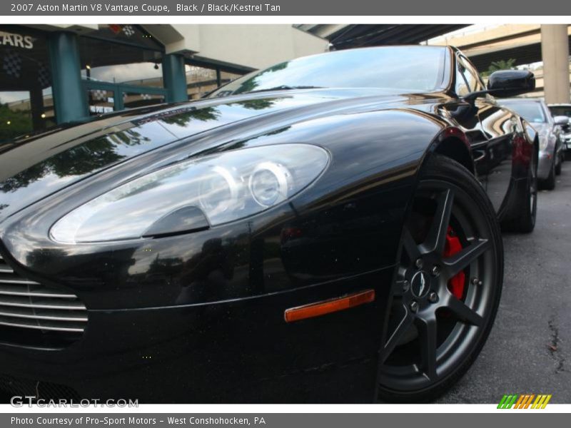 Black / Black/Kestrel Tan 2007 Aston Martin V8 Vantage Coupe