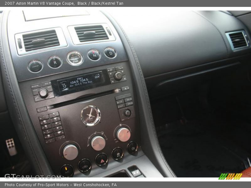 Black / Black/Kestrel Tan 2007 Aston Martin V8 Vantage Coupe