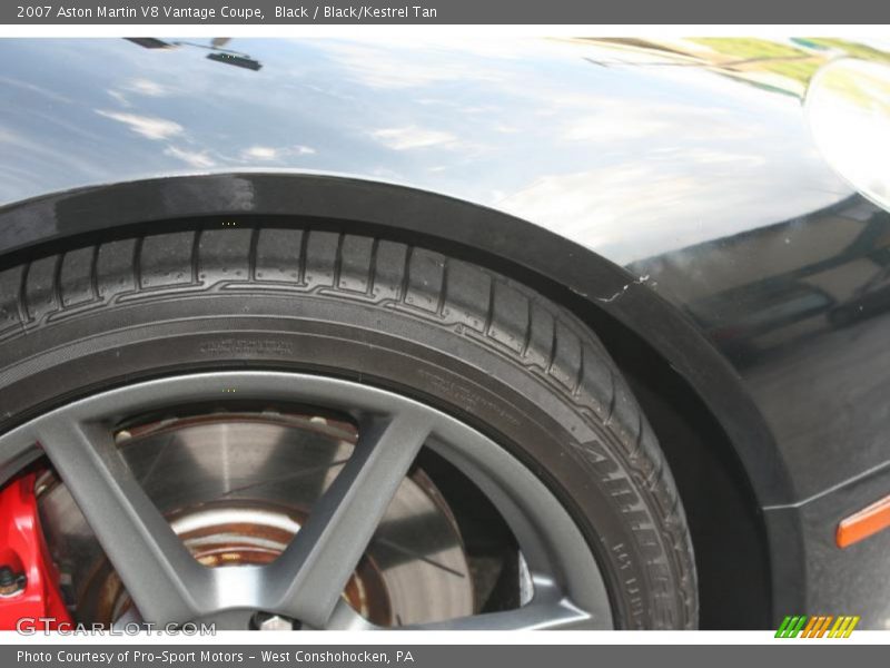 Black / Black/Kestrel Tan 2007 Aston Martin V8 Vantage Coupe