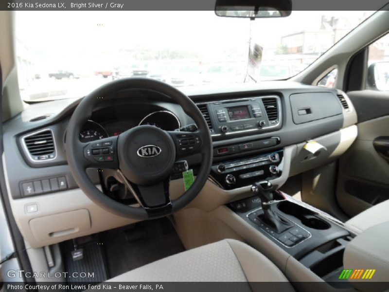 Bright Silver / Gray 2016 Kia Sedona LX