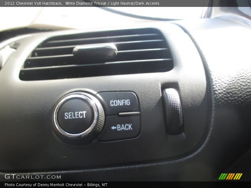 White Diamond Tricoat / Light Neutral/Dark Accents 2012 Chevrolet Volt Hatchback