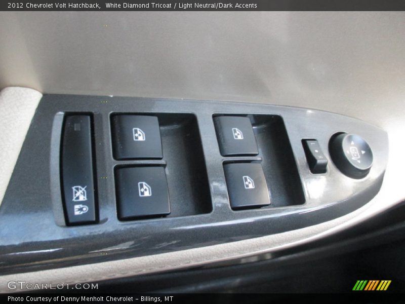 White Diamond Tricoat / Light Neutral/Dark Accents 2012 Chevrolet Volt Hatchback