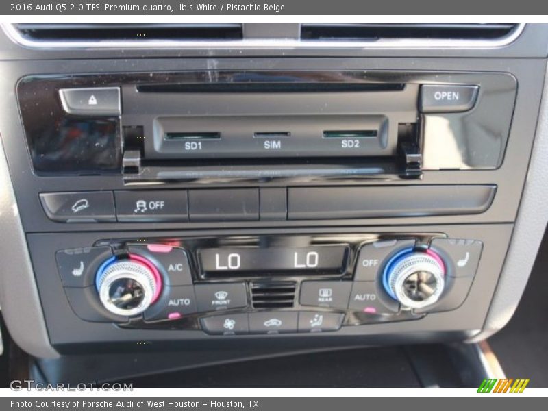 Ibis White / Pistachio Beige 2016 Audi Q5 2.0 TFSI Premium quattro