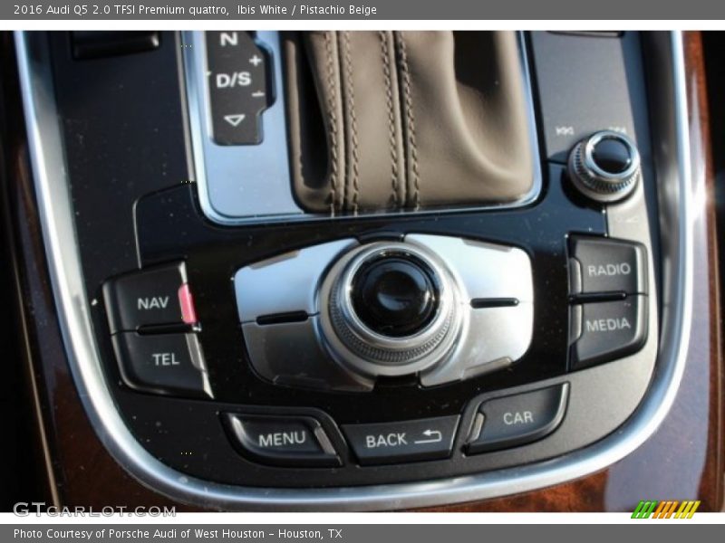 Ibis White / Pistachio Beige 2016 Audi Q5 2.0 TFSI Premium quattro