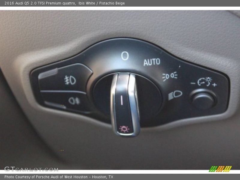 Ibis White / Pistachio Beige 2016 Audi Q5 2.0 TFSI Premium quattro