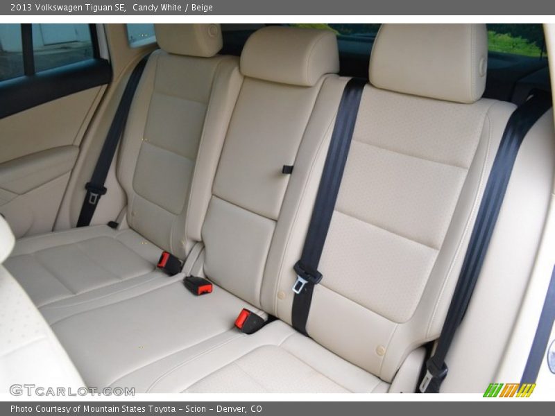 Candy White / Beige 2013 Volkswagen Tiguan SE