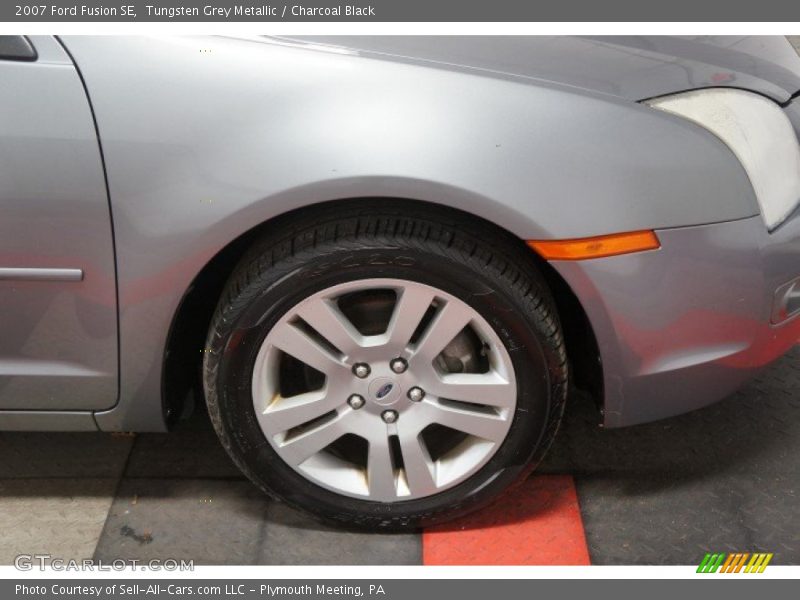 Tungsten Grey Metallic / Charcoal Black 2007 Ford Fusion SE