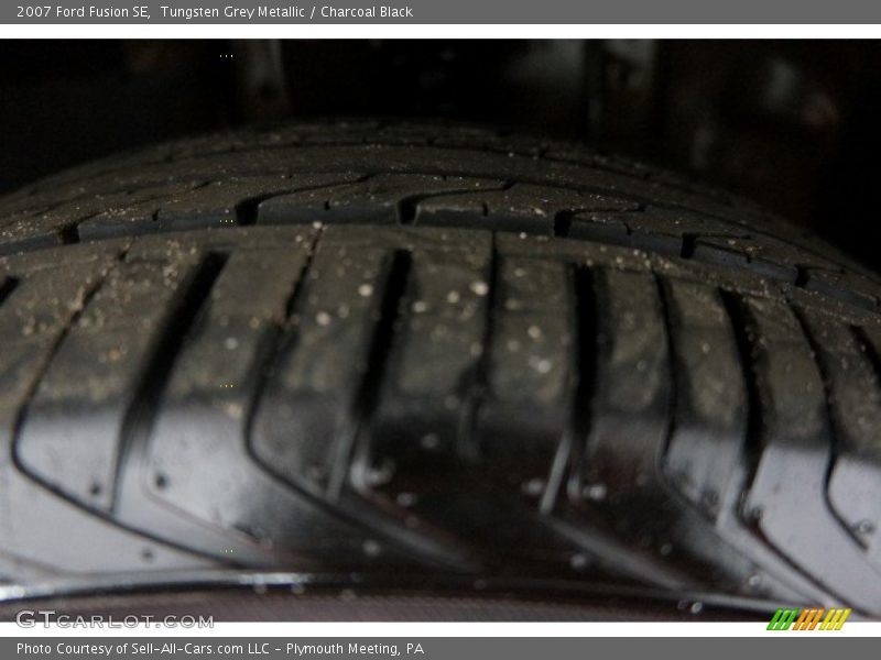 Tungsten Grey Metallic / Charcoal Black 2007 Ford Fusion SE