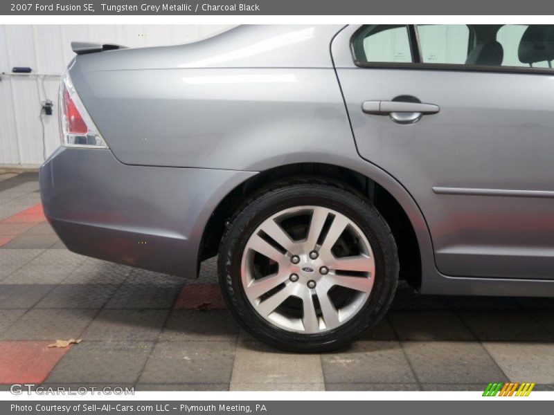 Tungsten Grey Metallic / Charcoal Black 2007 Ford Fusion SE