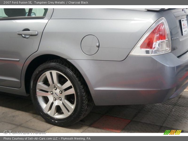 Tungsten Grey Metallic / Charcoal Black 2007 Ford Fusion SE