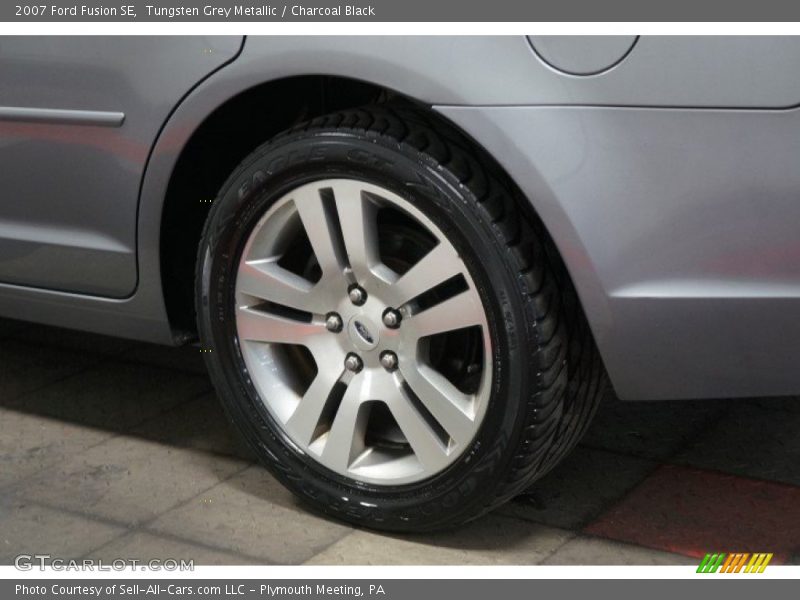 Tungsten Grey Metallic / Charcoal Black 2007 Ford Fusion SE