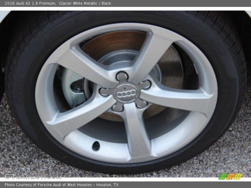 Glacier White Metallic / Black 2016 Audi A3 1.8 Premium