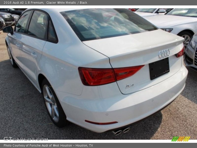Glacier White Metallic / Black 2016 Audi A3 1.8 Premium
