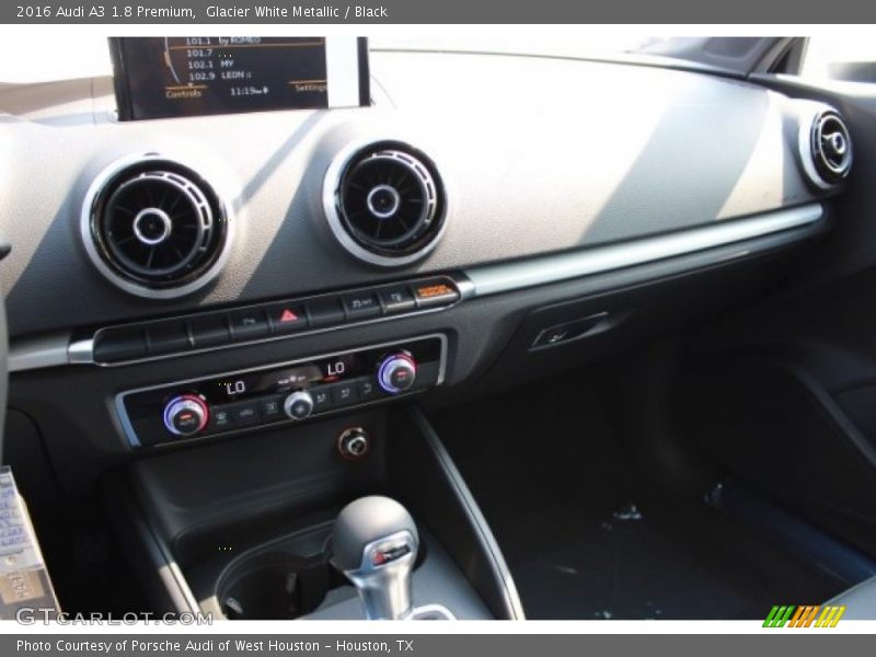 Glacier White Metallic / Black 2016 Audi A3 1.8 Premium