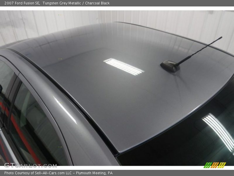 Tungsten Grey Metallic / Charcoal Black 2007 Ford Fusion SE