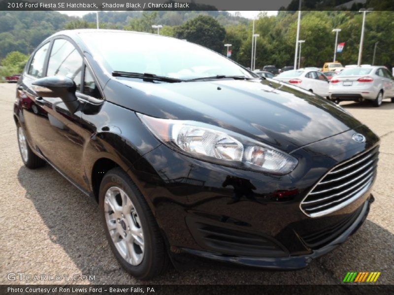 Shadow Black / Charcoal Black 2016 Ford Fiesta SE Hatchback