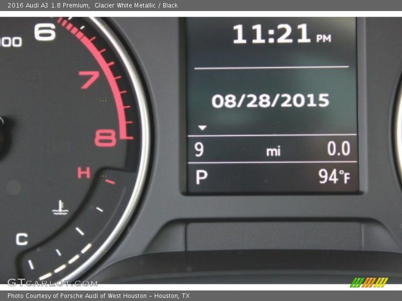 Glacier White Metallic / Black 2016 Audi A3 1.8 Premium