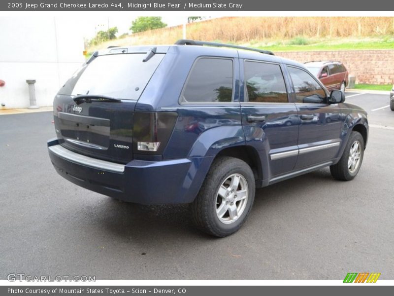 Midnight Blue Pearl / Medium Slate Gray 2005 Jeep Grand Cherokee Laredo 4x4