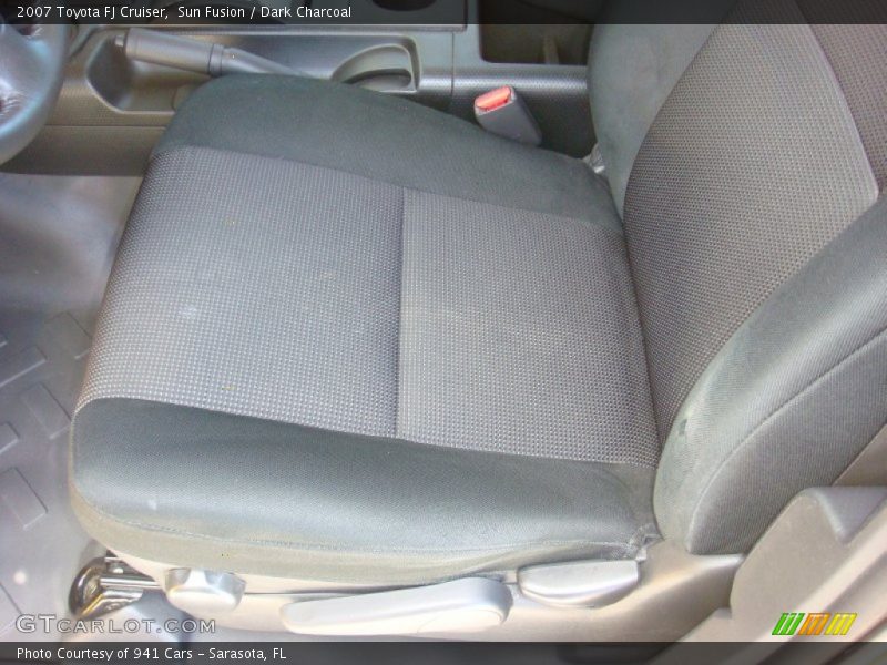 Sun Fusion / Dark Charcoal 2007 Toyota FJ Cruiser