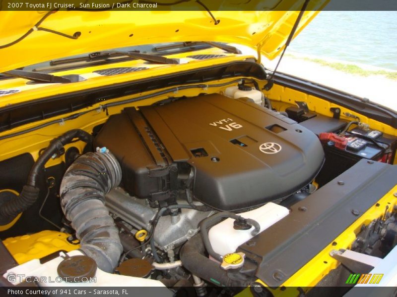 Sun Fusion / Dark Charcoal 2007 Toyota FJ Cruiser