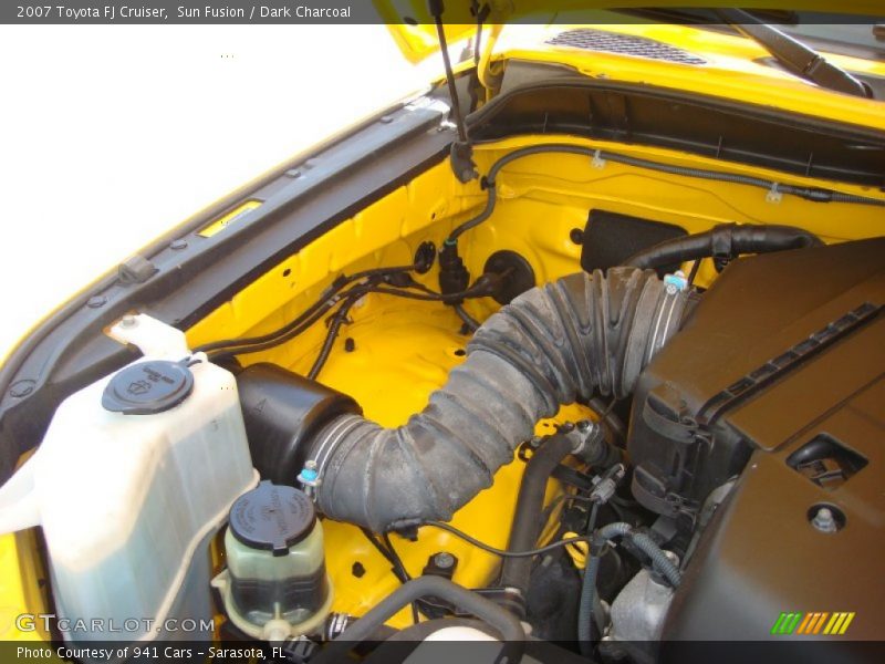 Sun Fusion / Dark Charcoal 2007 Toyota FJ Cruiser