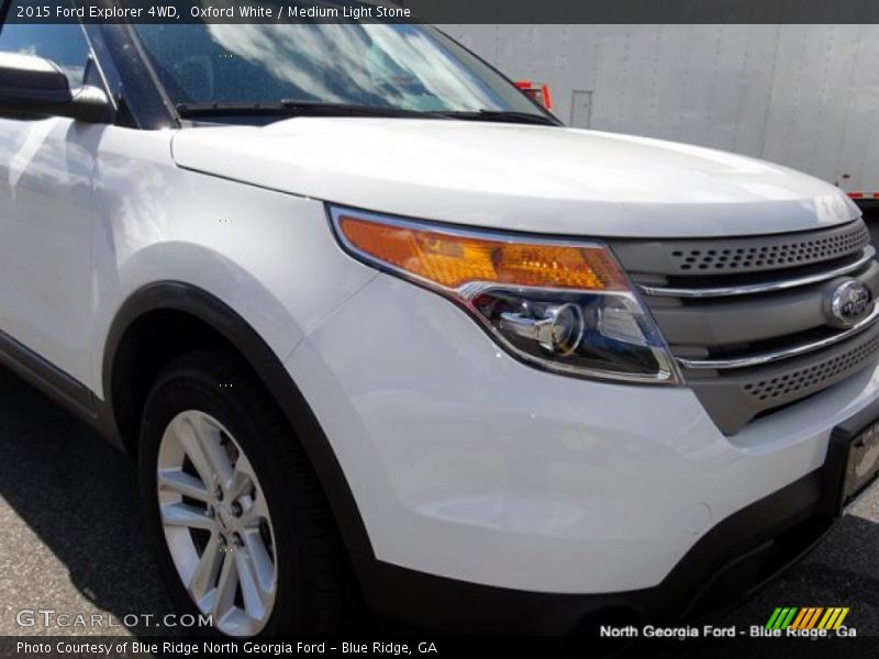 Oxford White / Medium Light Stone 2015 Ford Explorer 4WD
