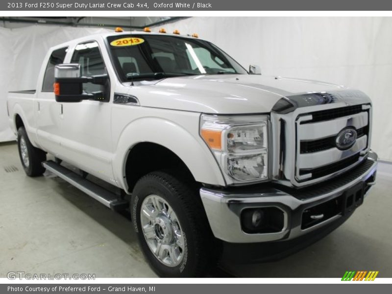 Oxford White / Black 2013 Ford F250 Super Duty Lariat Crew Cab 4x4