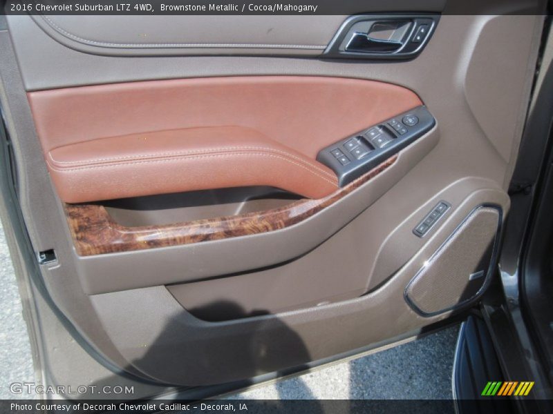 Brownstone Metallic / Cocoa/Mahogany 2016 Chevrolet Suburban LTZ 4WD