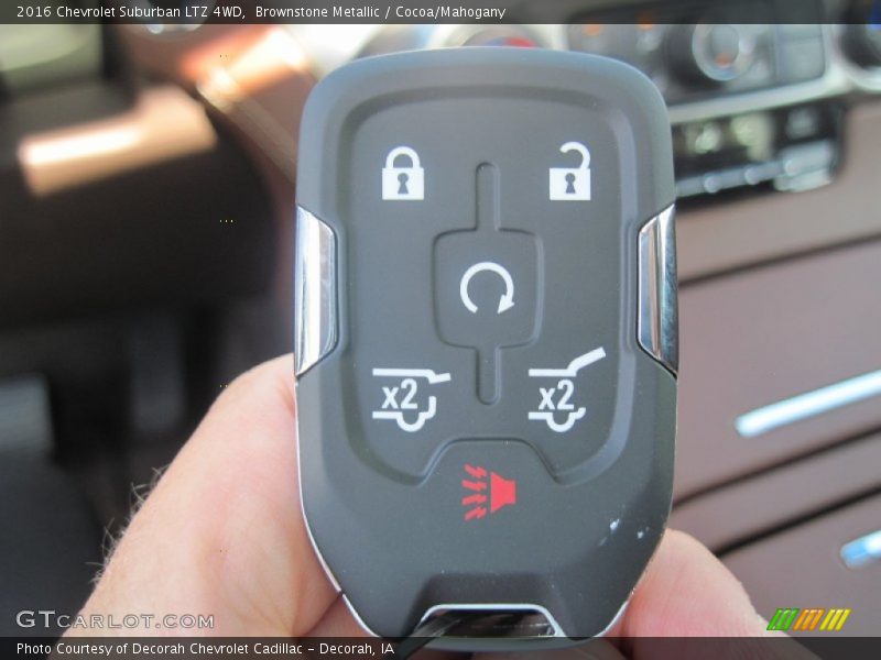 Keys of 2016 Suburban LTZ 4WD