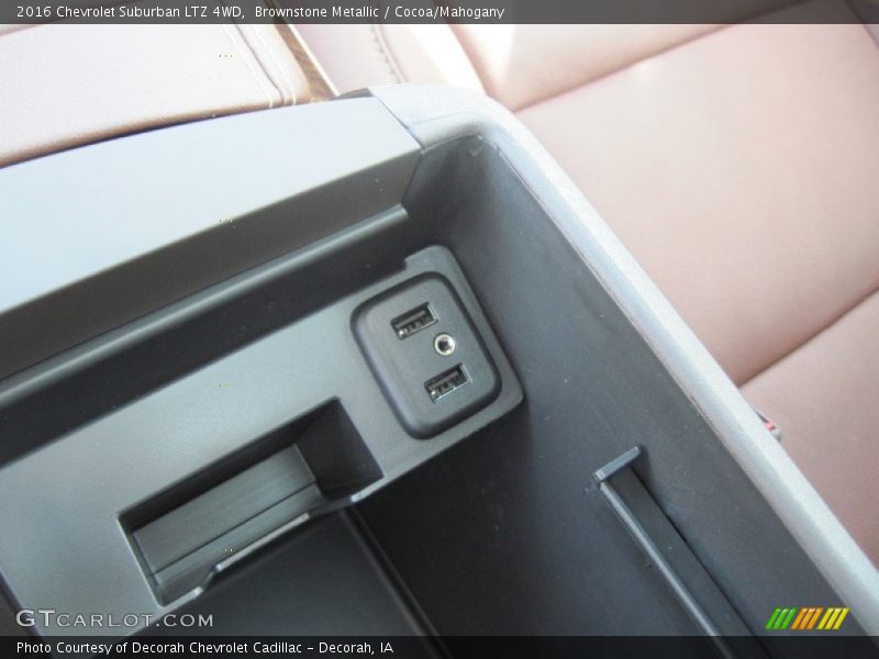 Brownstone Metallic / Cocoa/Mahogany 2016 Chevrolet Suburban LTZ 4WD