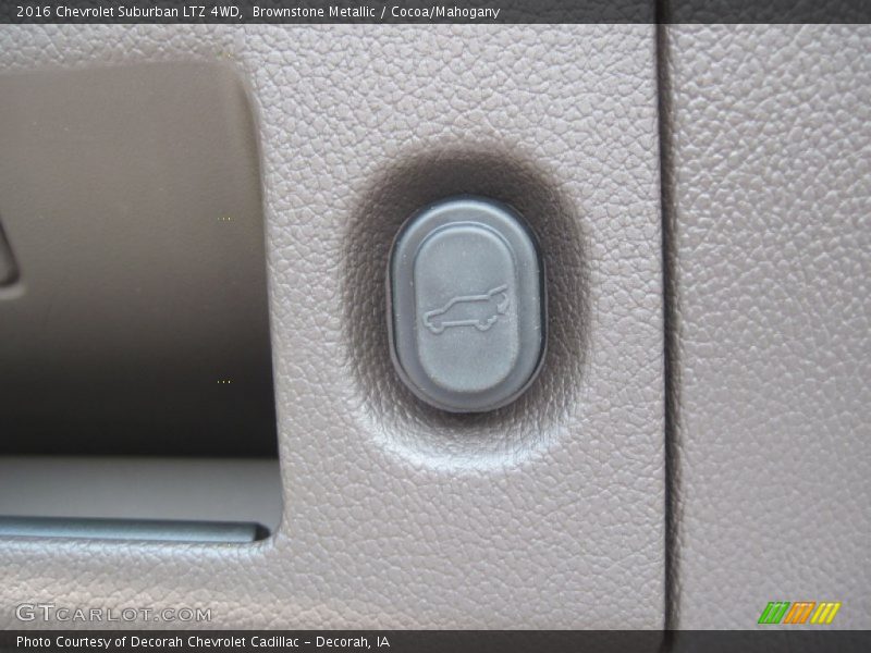 Brownstone Metallic / Cocoa/Mahogany 2016 Chevrolet Suburban LTZ 4WD