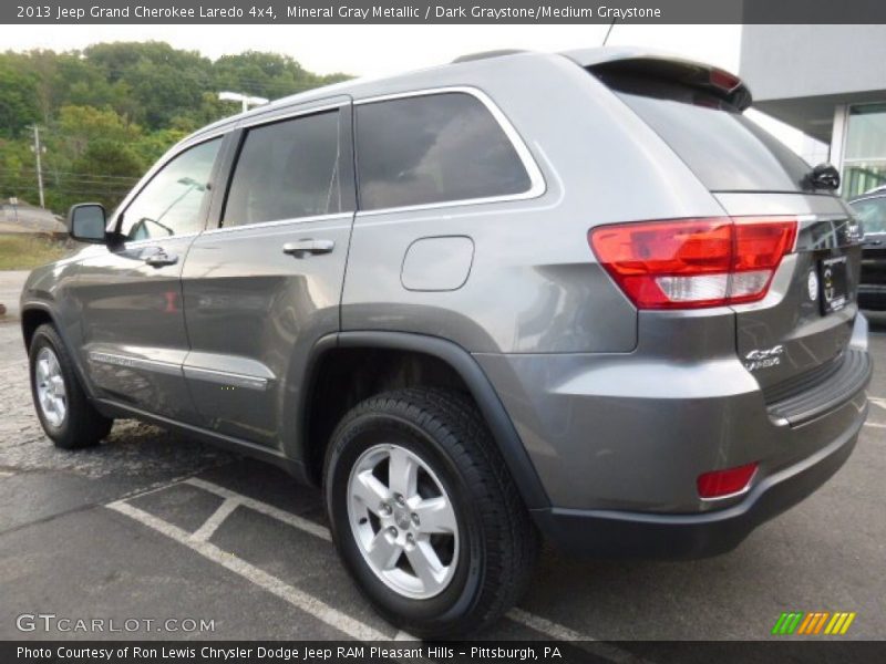 Mineral Gray Metallic / Dark Graystone/Medium Graystone 2013 Jeep Grand Cherokee Laredo 4x4