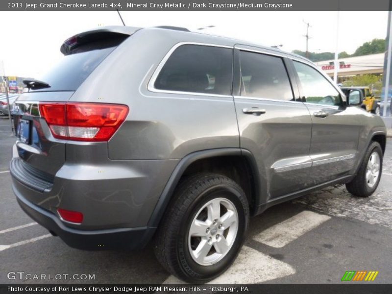Mineral Gray Metallic / Dark Graystone/Medium Graystone 2013 Jeep Grand Cherokee Laredo 4x4