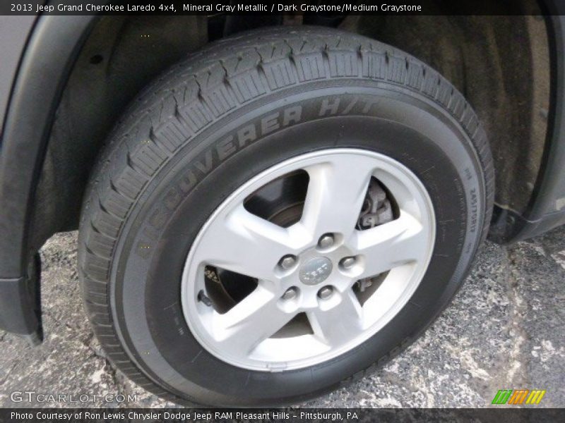 Mineral Gray Metallic / Dark Graystone/Medium Graystone 2013 Jeep Grand Cherokee Laredo 4x4